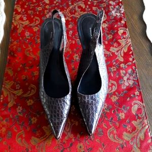 Banana Republic chocolate brown slingbacks